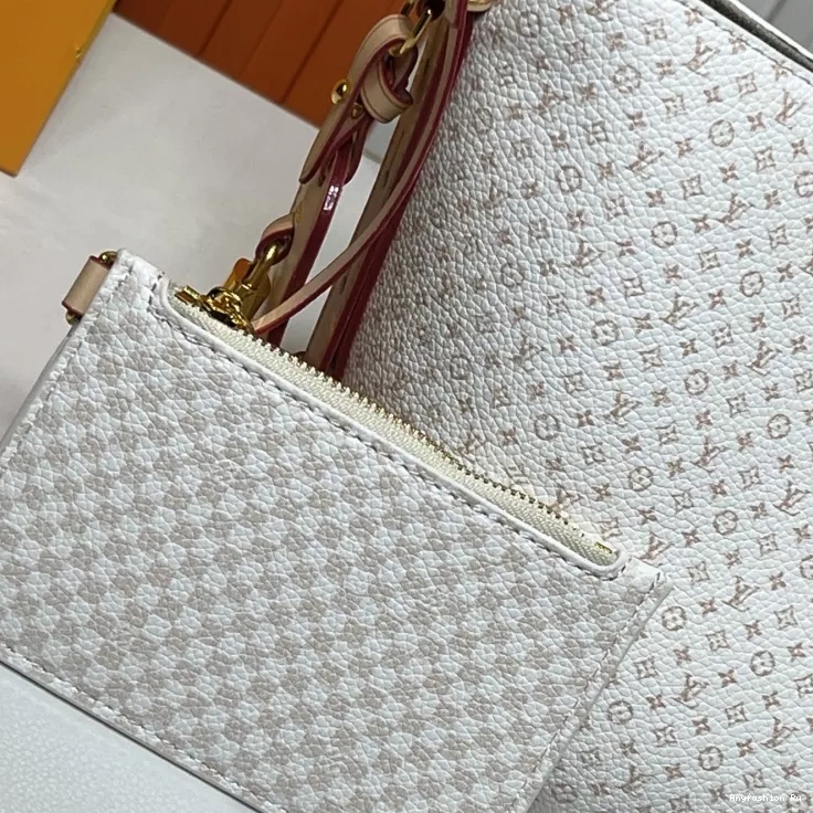 Women Bags 279 Messenger Vuitton For Sophisticated Louis 1218